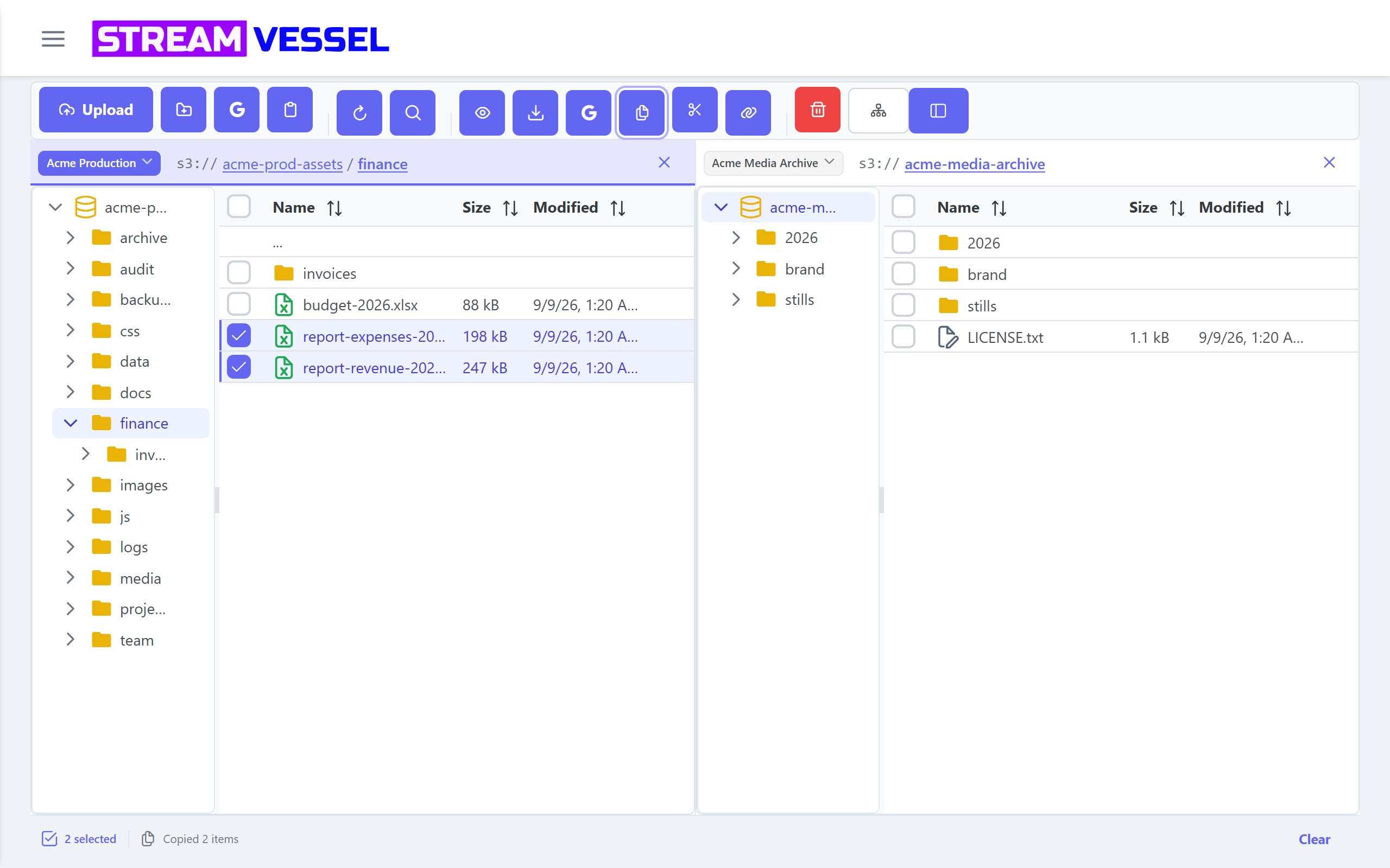 Two explorer panes on two connections, two files selected in the left pane, and the toolbar showing preview, download, send to Drive, copy, cut, link and delete